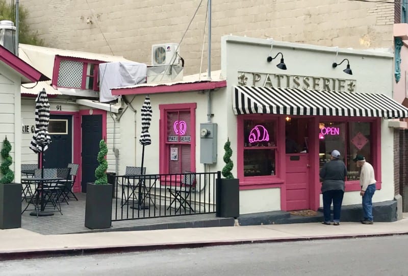 Woman ordering from Patisserie Jacqui in Bisbee, AZ